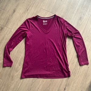 Women’s Nike DriFit Long Sleeve